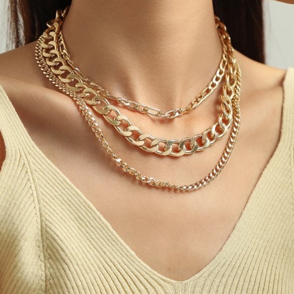 New 3 piece chain link necklace set - Picture 2 of 3